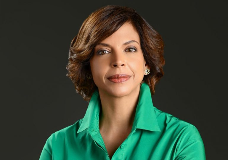 La periodista Amelia Deschamps regresa al programa El Día de Telesistema