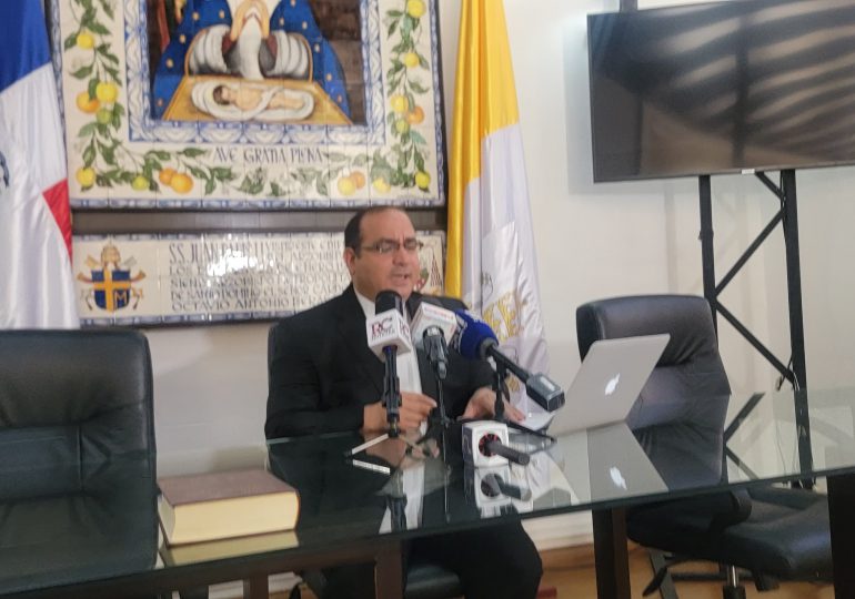 Papa León XIV también visitó la parroquia Santa María Reina en Santo Domingo Este