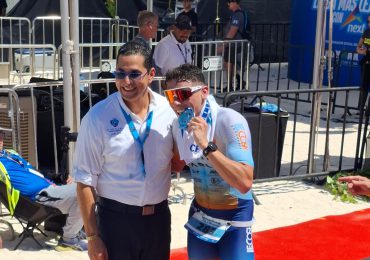 Boricua Javier Figueroa hace historia como bicampeón de Iroman 70.3 Cap Cana; gana segunda edición