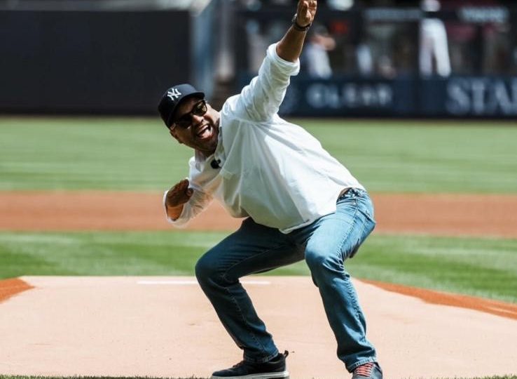 Pablo Ulloa lanza primera bola en estadios de los Mets y los Yankees en Nueva York