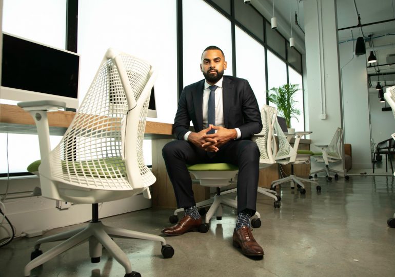 Dominicano Tomás Ramos funda comité político en Nueva York y recauda US$1.6 millones