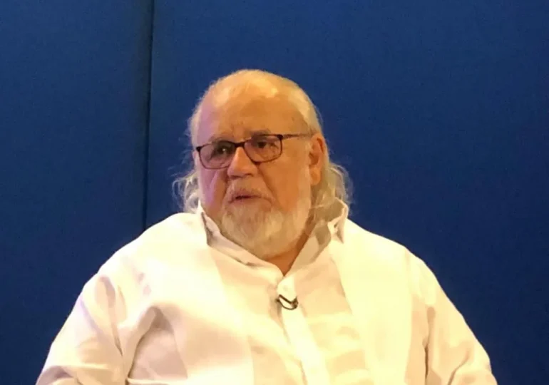 El economista José Lois Malkún respalda aumento de peajes