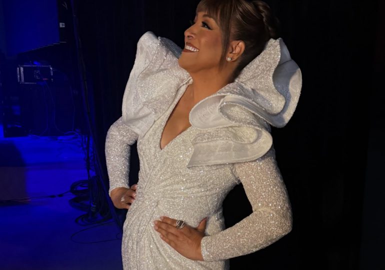 Milly Quezada celebra un año más de vida