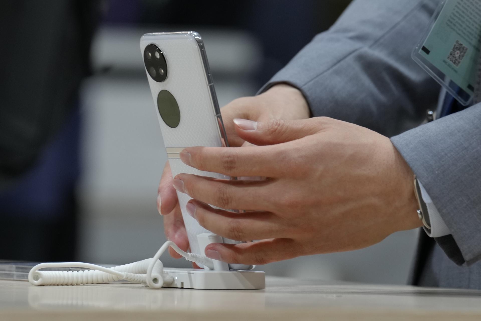 España prohíbe desde este sábado las llamadas comerciales móviles para prevenir estafas