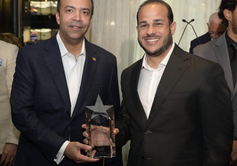 Empresa dominicana LVP se destaca en feria inmobiliaria en España