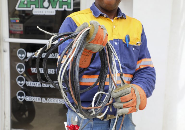 Edeeste normaliza más de 19 mil clientes durante el mes de mayo