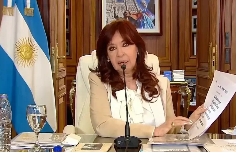 Expresidenta Kirchner se presentará el miércoles para su detención en Argentina