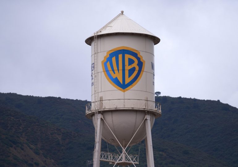 El conglomerado Warner Bros Discovery anuncia que se divide en dos compañías