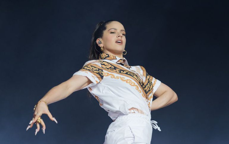 Rosalía: "mírame suave que soy frágil"