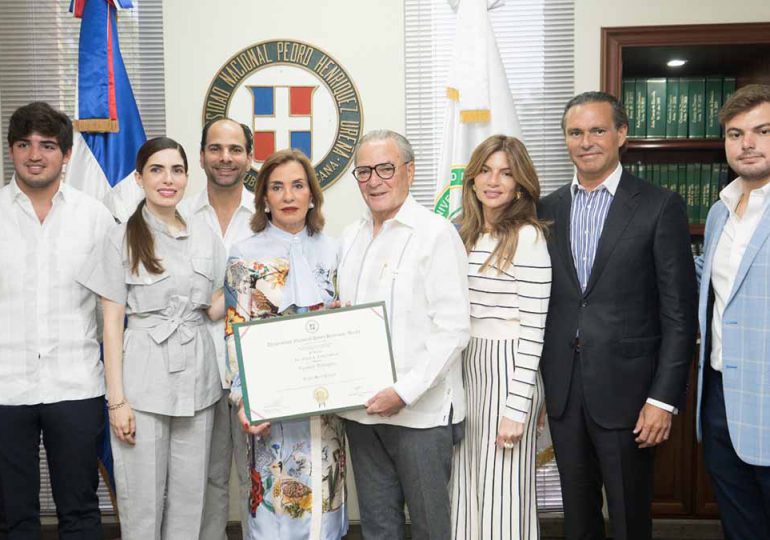 La UNPHU reconoce como Egresada Distinguida a Haydée Kuret de Rainieri