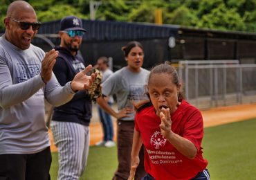 Los Yankees de Nueva York llenaron de esperanza a comunidades dominicanas durante el HOPE Week 2025
