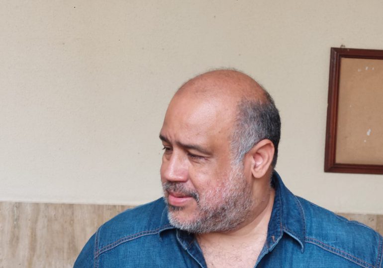 "Lo vi muy tranquilo", dice abogado sobre Antonio Espaillat