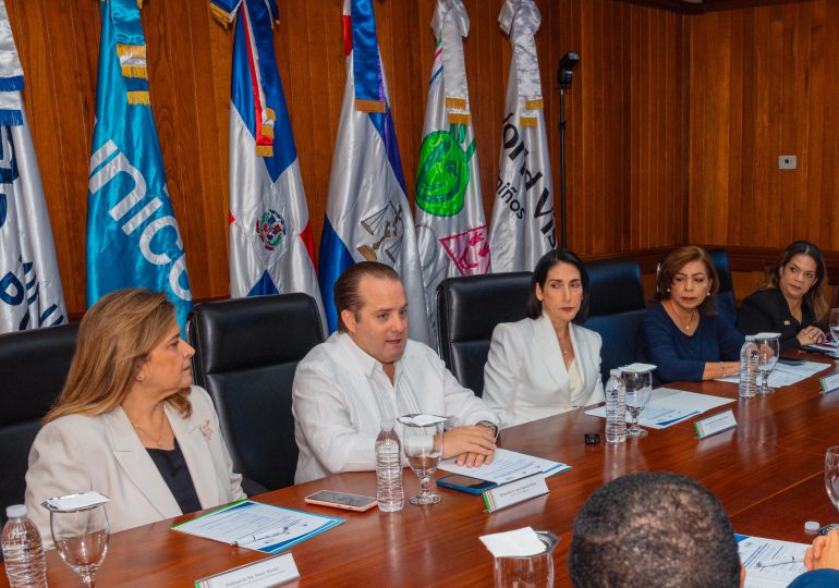 Crean Comité Consultivo para reformar Ley de Protección de la Niñez y Adolescencia