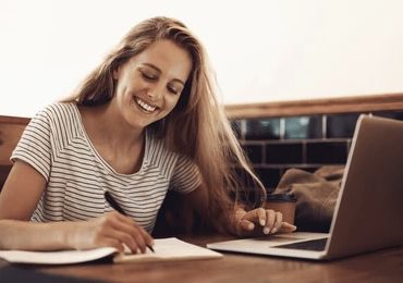Convocan al premio anual joven de literatura 2025 para escritores dominicanos