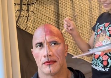 The Rock comparte momento épico con sus hijas: “Suplican que les deje hacer una fiesta de maquillaje en mi cabeza”