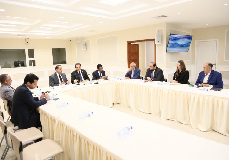 Defensor del Pueblo reitera reforma ley de Seguridad Social es urgente