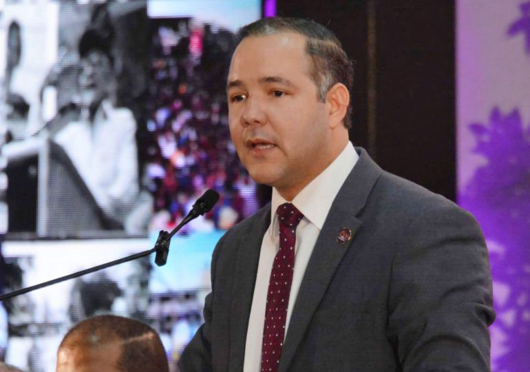 Convocan a los miembros del Comité Político del Partido de la Liberación Dominicana (PLD) a reunión el 3 de julio próximo