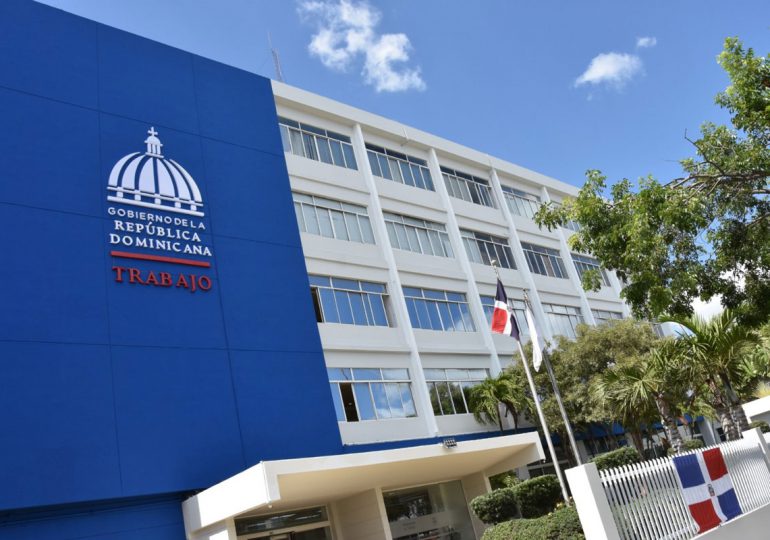 Ministerio de Trabajo reitera jueves Corpus Christi no es laborable