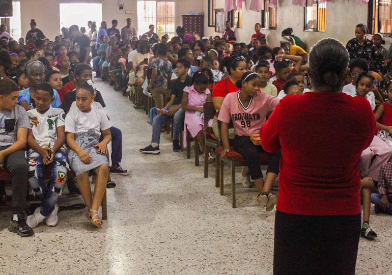 UNIEPA y el Ministerio Evangelístico Tesoro del Gran Rey realizan concentración infantil