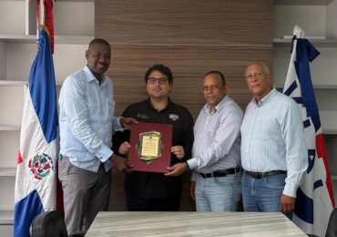 ABASADO reconoce al director Red Vial por su firme apoyo al deporte