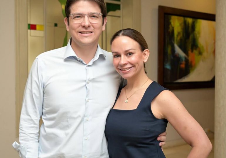 Esposa de Miguel Uribe pide oración por su recuperación tras atentado | RC Noticias