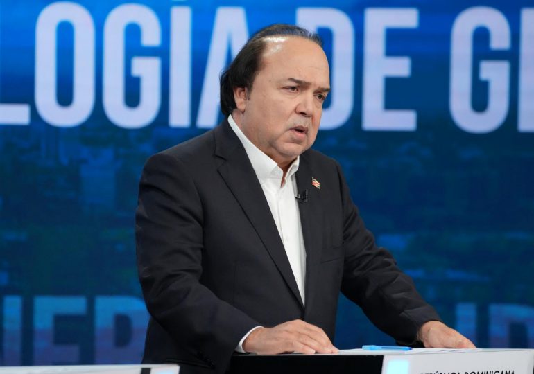 “RD no puede cargar con la educación de Haití”: Vinicio Castillo exige frenar inscripciones de haitianos sin documentos
