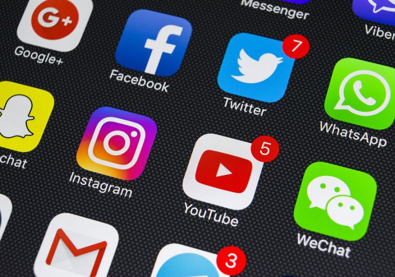 “Hacia la regulación de las redes sociales (I)