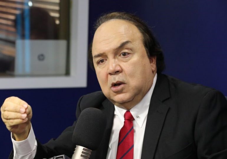 Altas tasas bancarias estarían frenando el crecimiento del sector construcción, advierte Vinicio Castillo