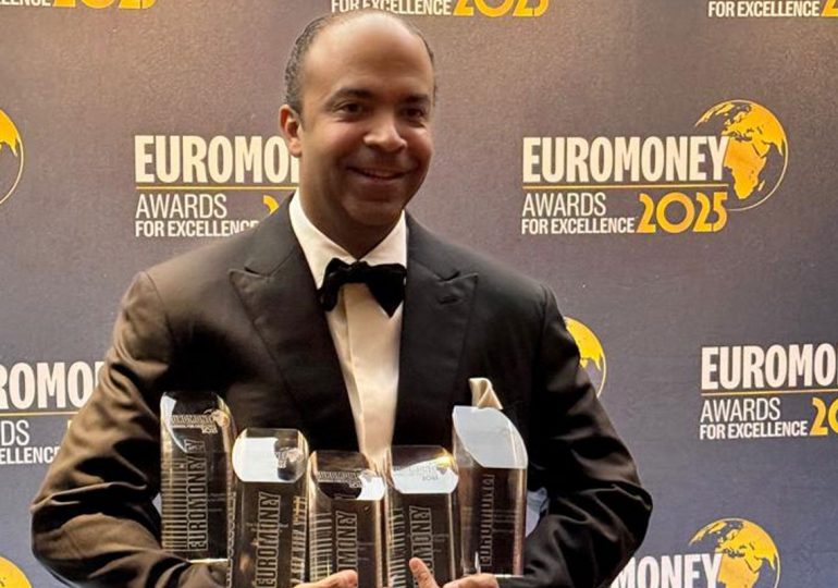 Banreservas recibe en Londres cinco nuevos premios Euromoney