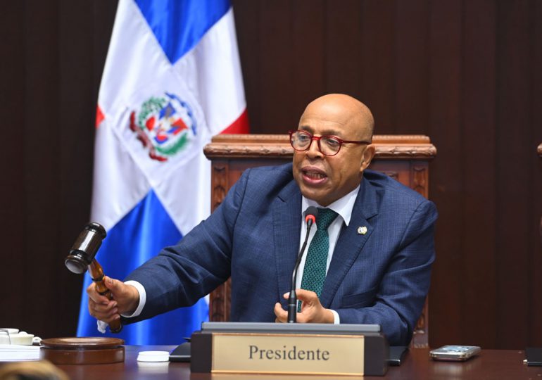 Cámara de Diputados aprueba y convierte en ley varios proyectos