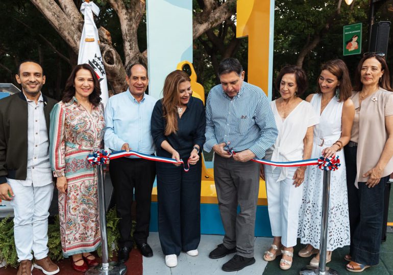 Video | Carolina y Centro Cultural Amaya inauguran la escultura “Reto al Futuro”