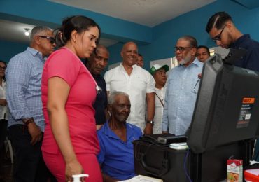 Desarrollo de la Comunidad lleva asistencia en programa El Gobierno en las Provincias