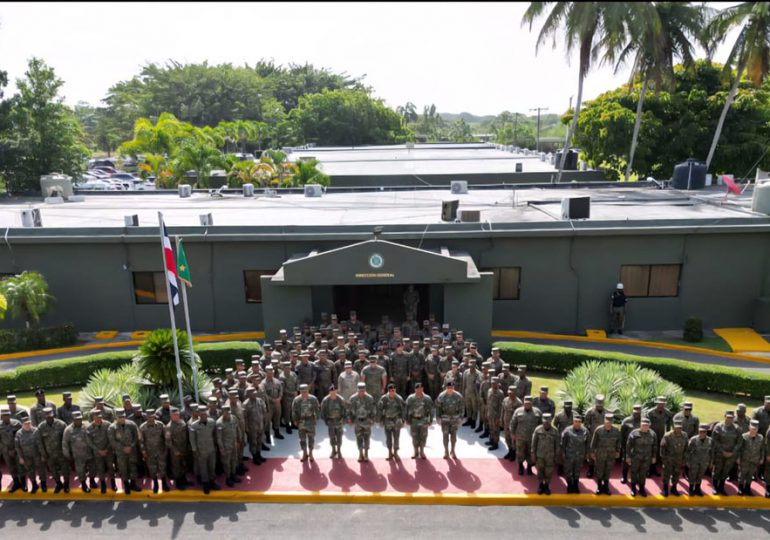 Video | Ejército gradúa a 433 miembros en diferentes disciplinas de las Escuelas de Infantería