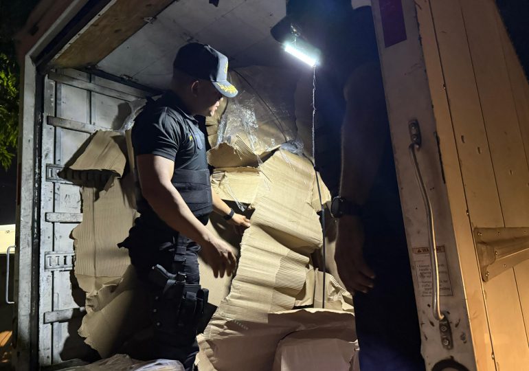 CECCOM incauta 3.3 millones de cigarrillos de contrabando en La Vega
