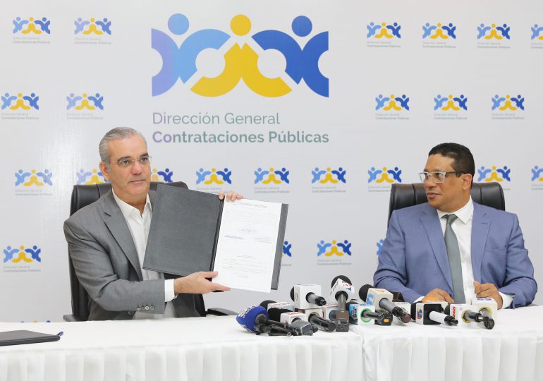 Abinader afirma que nueva ley de Contrataciones Públicas es una herramienta clave en lucha contra la corrupción