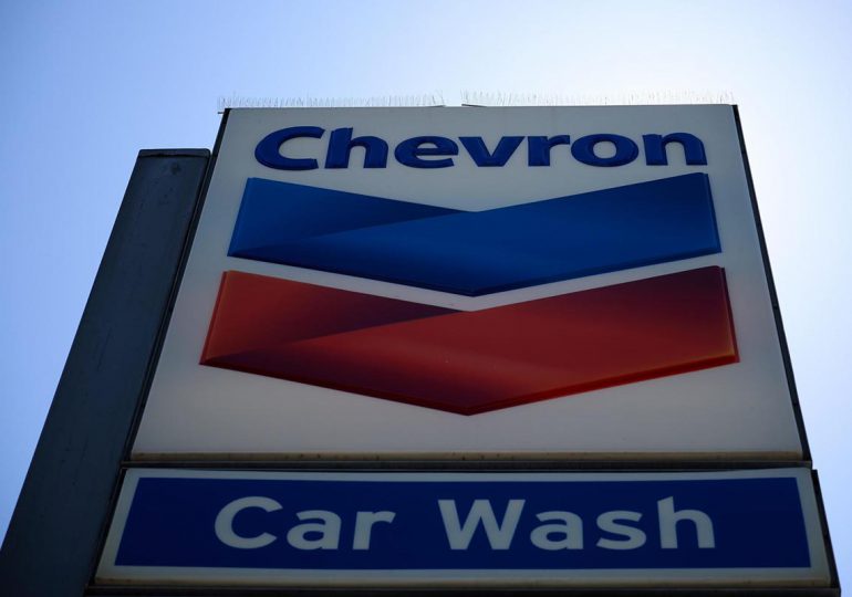 Maduro confirma que Chevron recibió una licencia para volver a operar en Venezuela