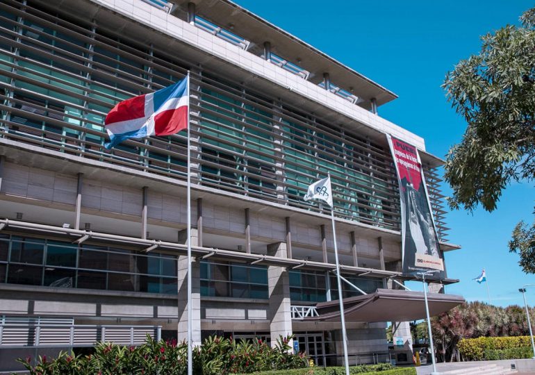 Ministerio Público solicita prisión preventiva contra atacante que mató a una mujer en un edificio de la capital