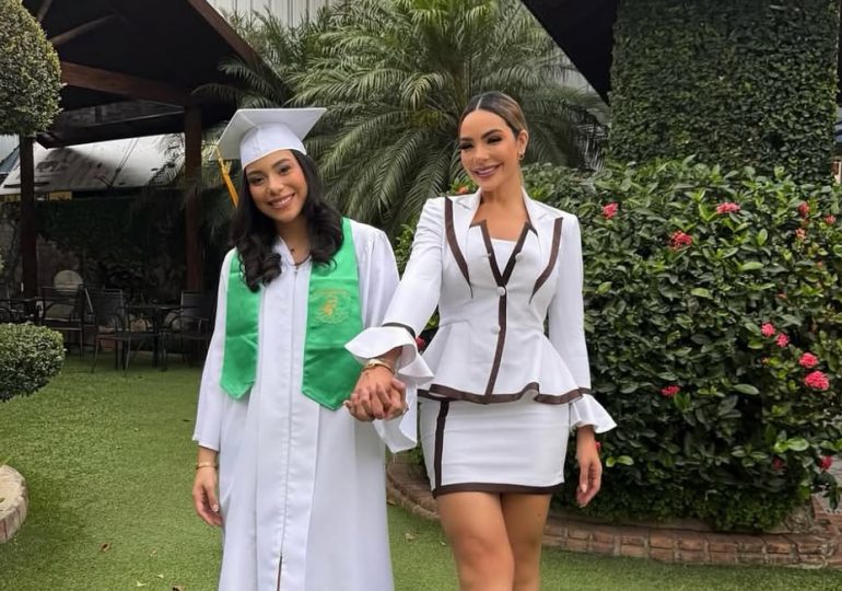 Ashley Berrocal dedica conmovedoras palabras a su madre, Sandra Berrocal, al cumplir 18 años