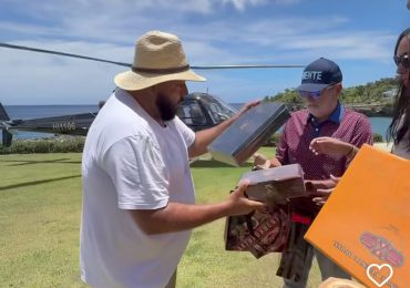 Arturo Fuente vuelve a sorprender a Dj Khaled en su regreso de vacaciones a RD