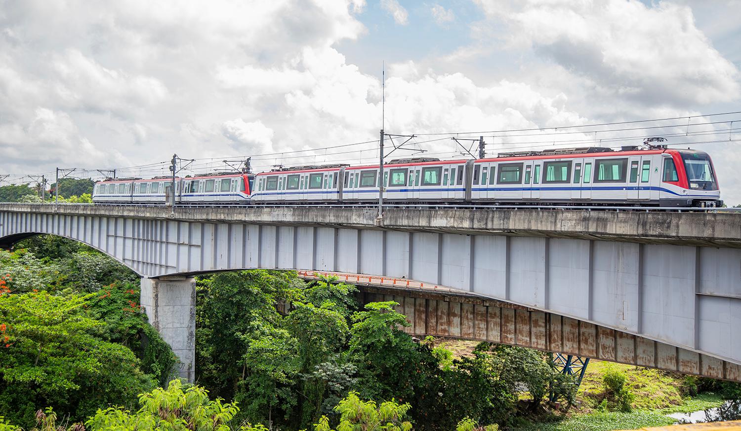 OPRET inicia pruebas de trenes de seis vagones en Metro de Villa Mella