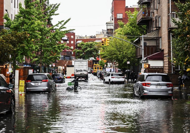 Lluvias torrenciales provocan caos e inundaciones severas en Nueva York y Nueva Jersey
