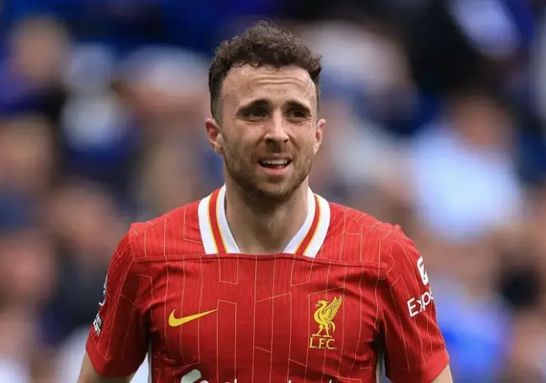 Así quedó el carro en el que viajaba el futbolista Diogo Jota, fallecido esta madrugada