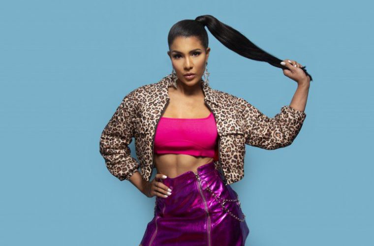 Sarodj Bertin deslumbra en la playa de Puerto Plata