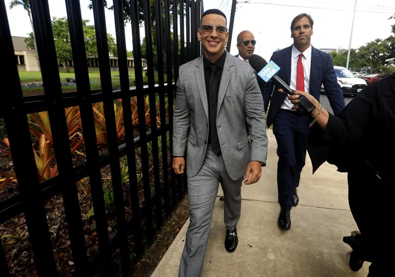 Daddy Yankee espera que “en la paz de Dios termine” la demanda contra su exesposa
