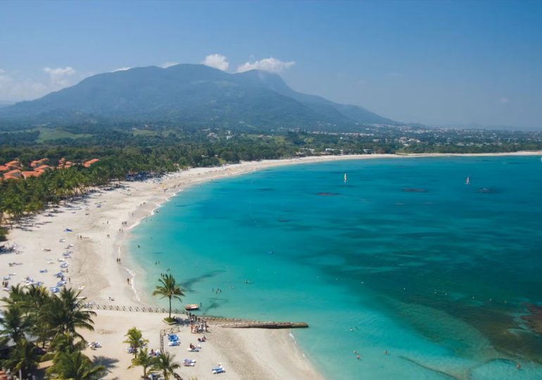 Avistamiento estacional de sargazo en zonas del litoral Norte