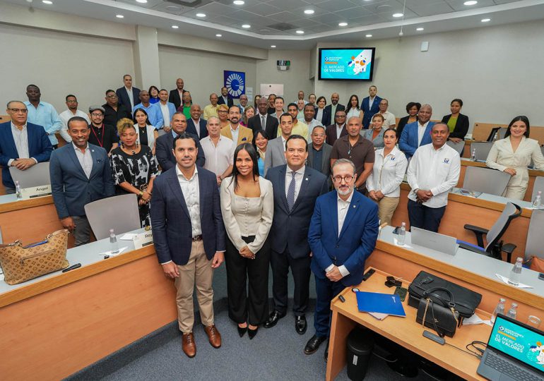 Banco Popular impulsa educación sobre mercado de valores en periodistas y comunicadores