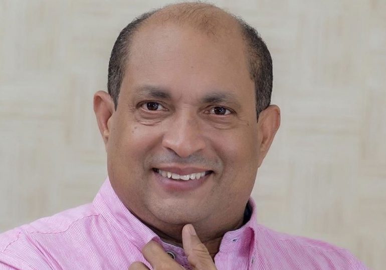 Charlie Núñez renuncia al PLD y anuncia que seguirá defendiendo causas justas