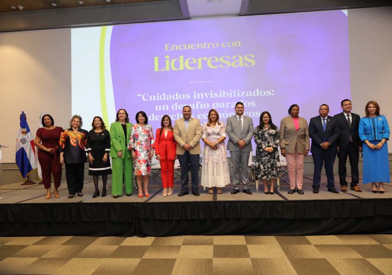 Defensor del Pueblo resalta “cuidados invisibilizados” durante encuentro de Lideresas