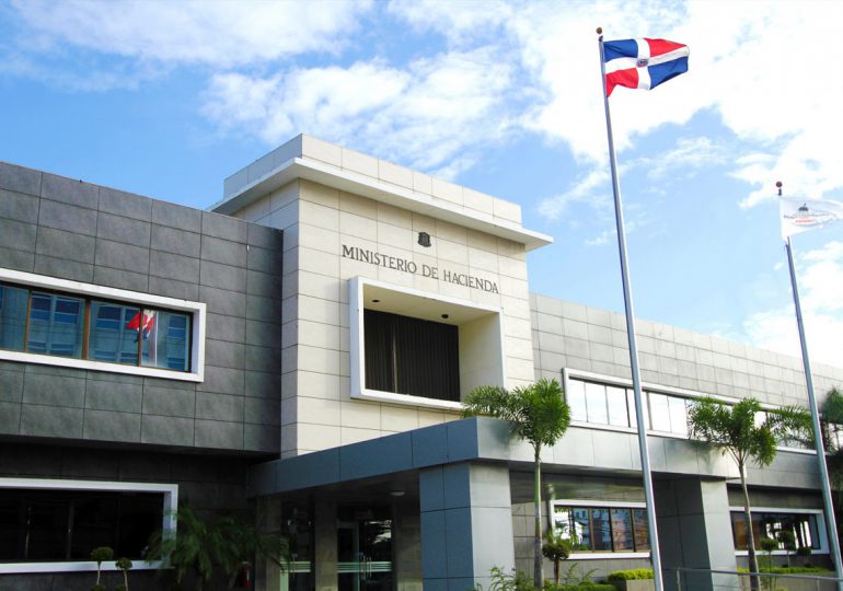 Gobierno somete al Congreso proyecto de presupuesto reformulado 2025