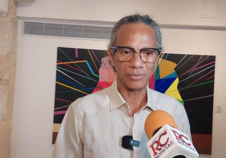 Video | Héctor Ledesma presenta exposición "Emociones" en el Centro Mirador
